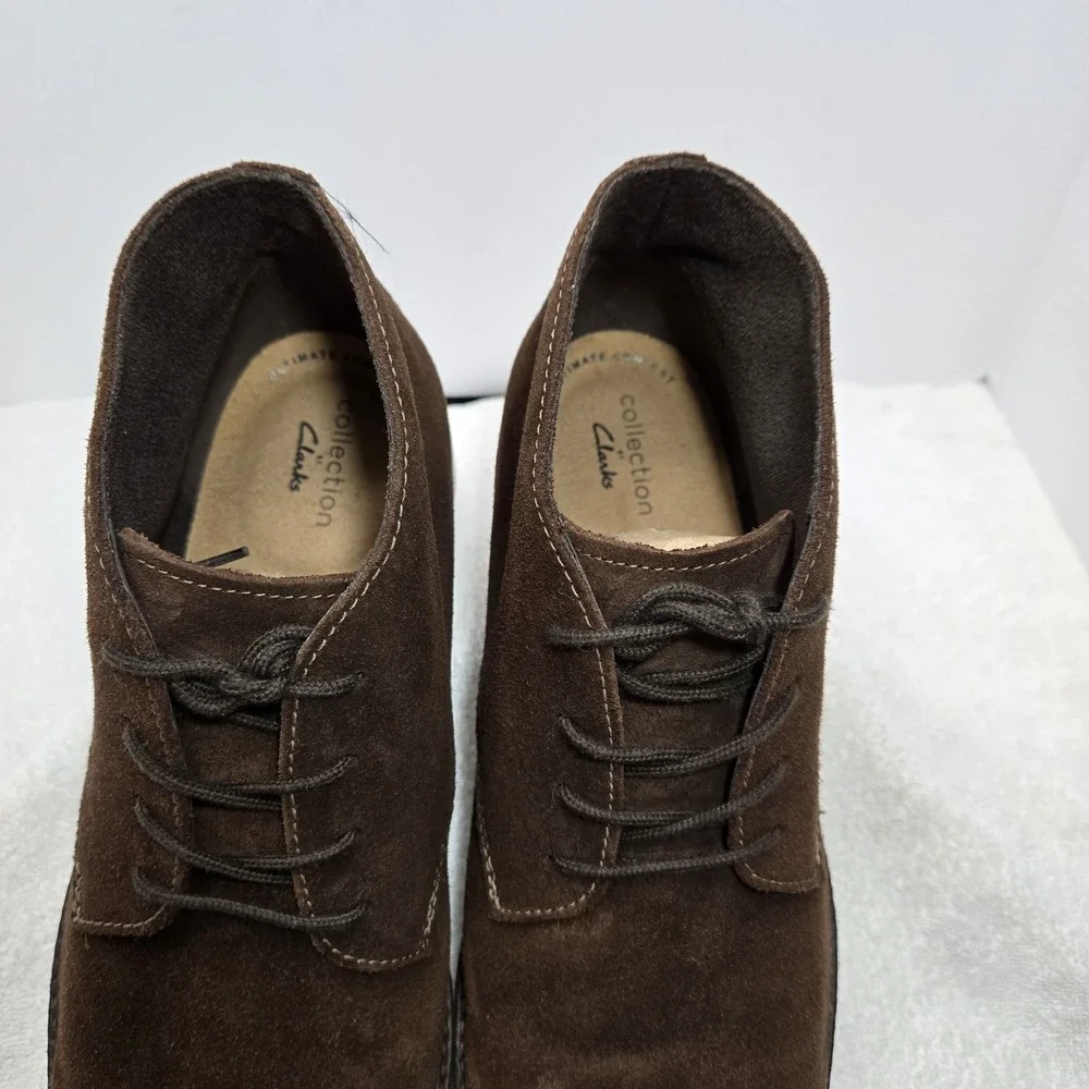 Collection By Clarks Lace Up Chukka Boots Suede Mens Size 11 Color Brown EUC
